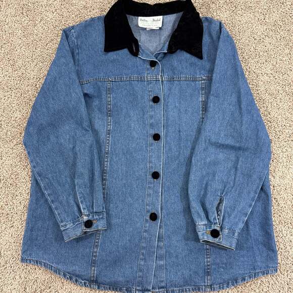 Delta Burke Collection Tops - Vintage Delta Burke Collection Denim Jacket USA Velvet Collar Womens L Blue EUC